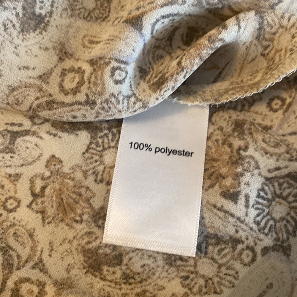 Lot of Maurice’s tops - Picture 6 of 16
